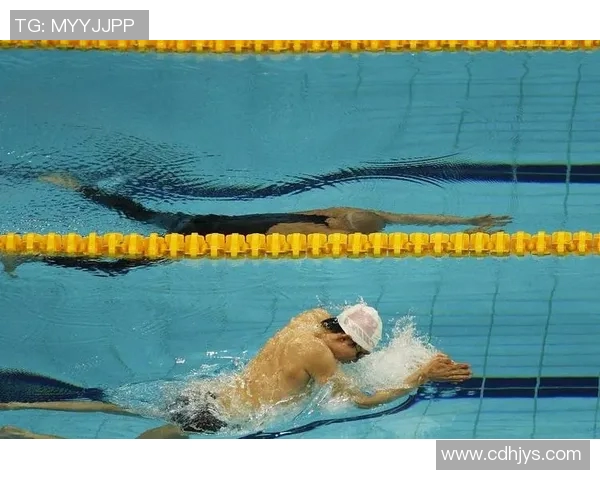 蛙泳技巧全面解析：提高速度与耐力的训练方法与注意事项